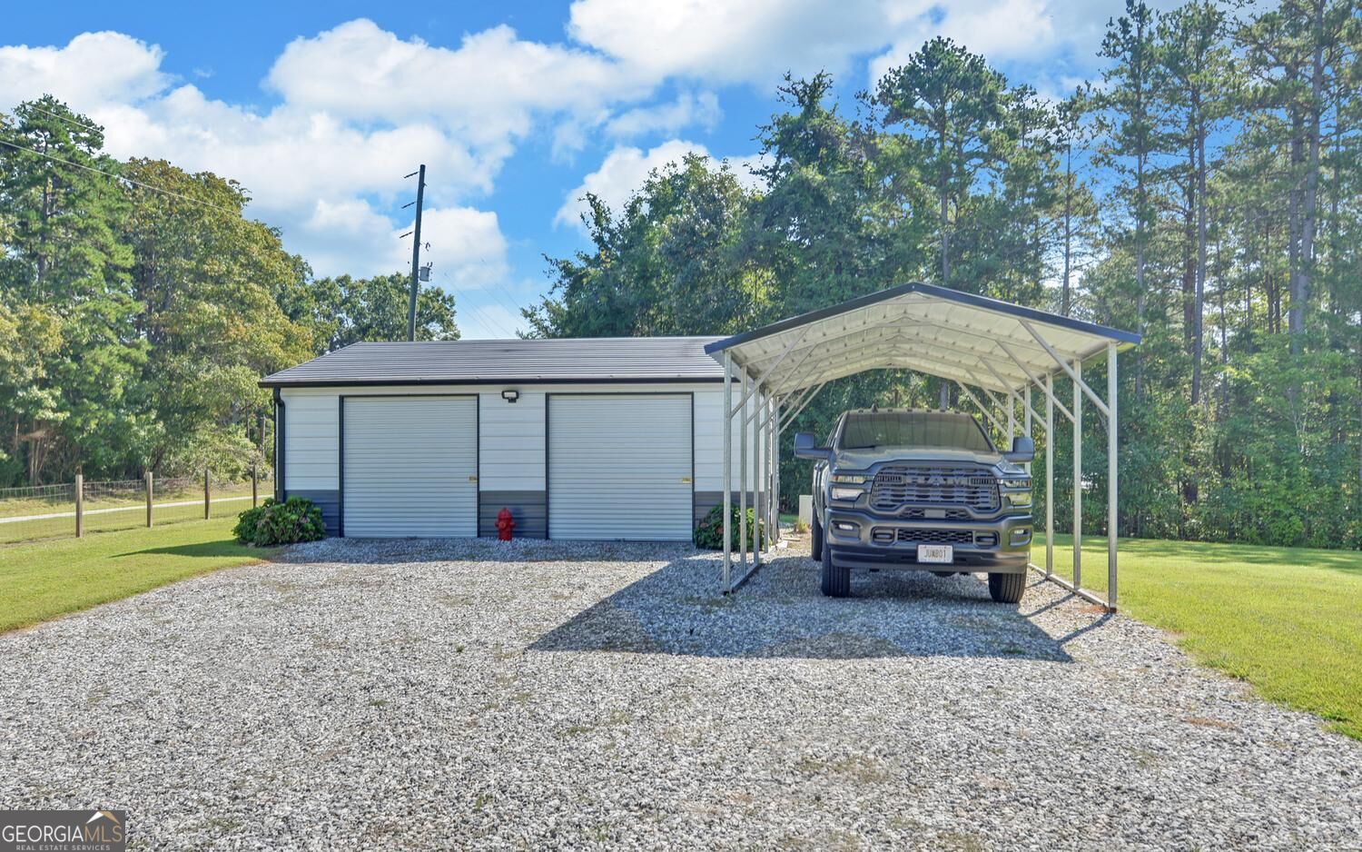 4264 Highway 105 Property Photo 12