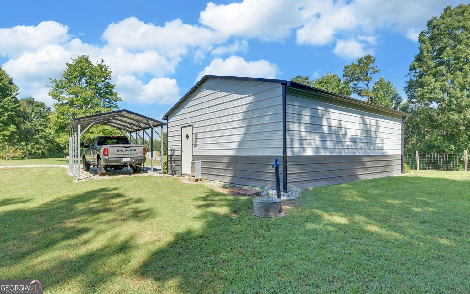 4264 Highway 105 Property Photo 13