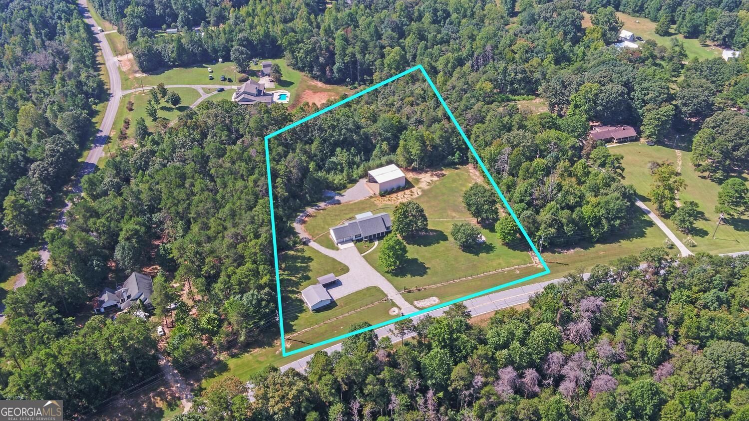 4264 Highway 105 Property Photo 19