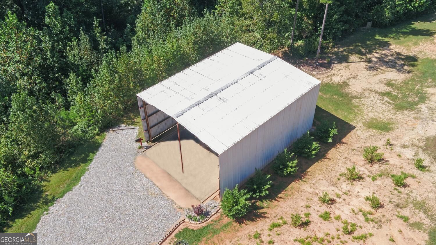 4264 Highway 105 Property Photo 23