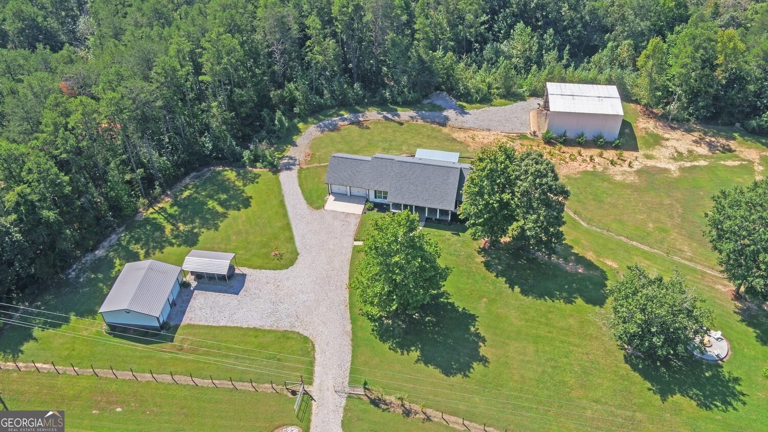 4264 Highway 105 Property Photo 24