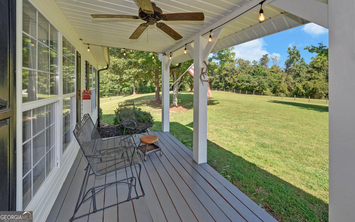 4264 Highway 105 Property Photo 31