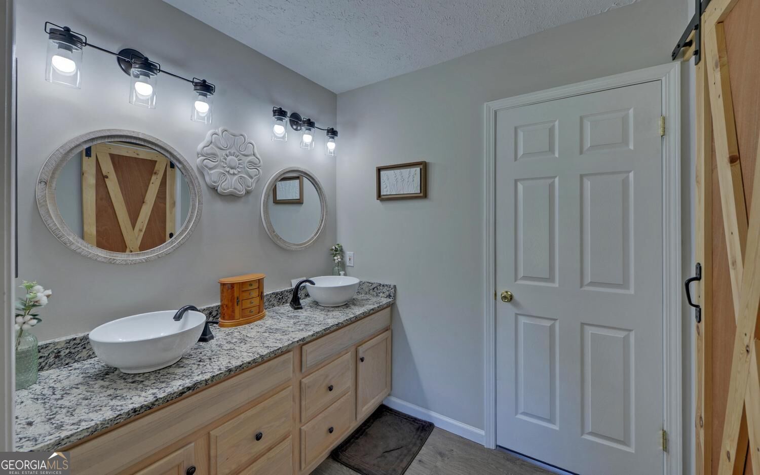 4264 Highway 105 Property Photo 47