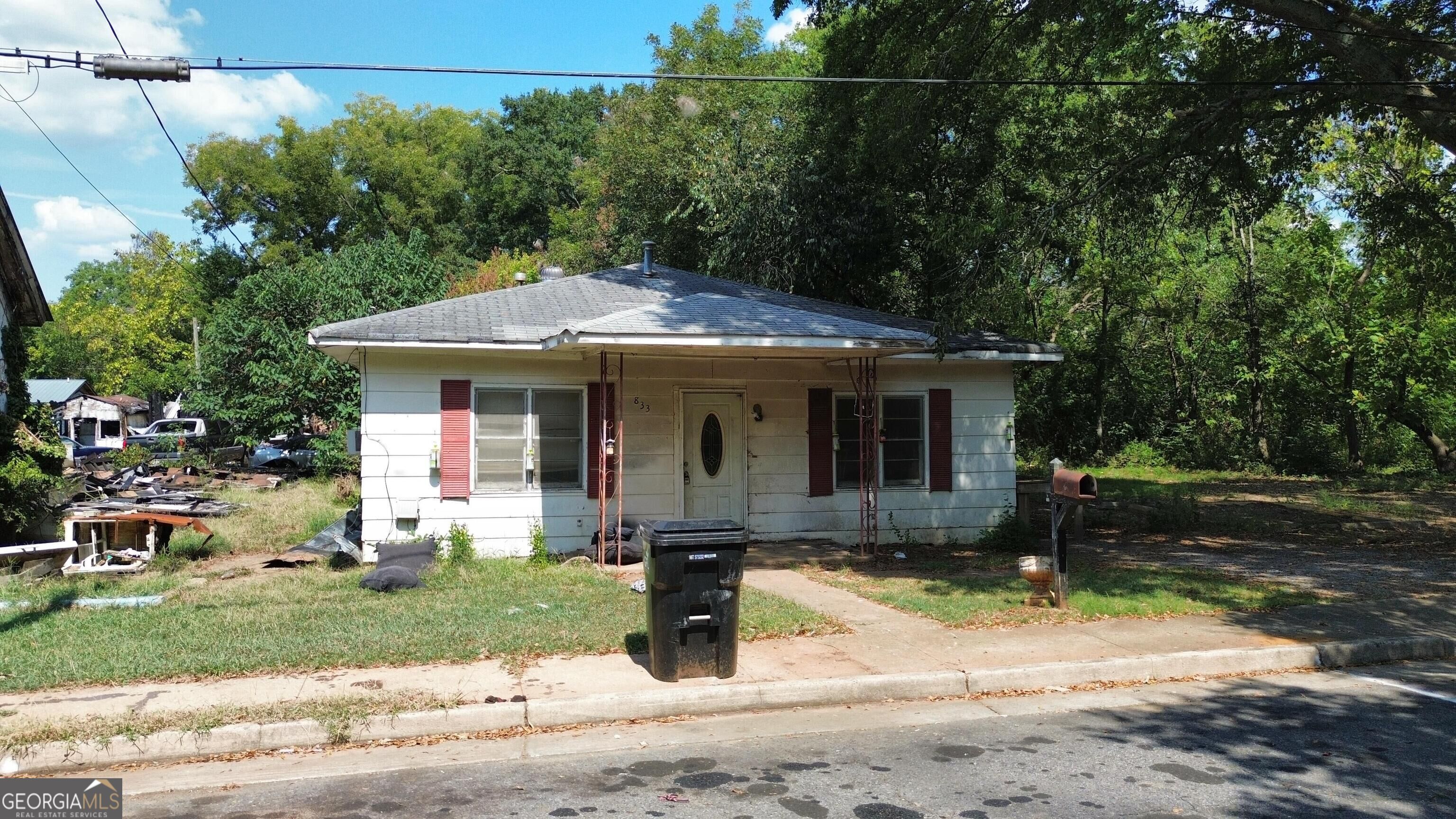 833 Cleo Street Property Photo 1