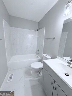 2125 Cedar Avenue Property Photo 10