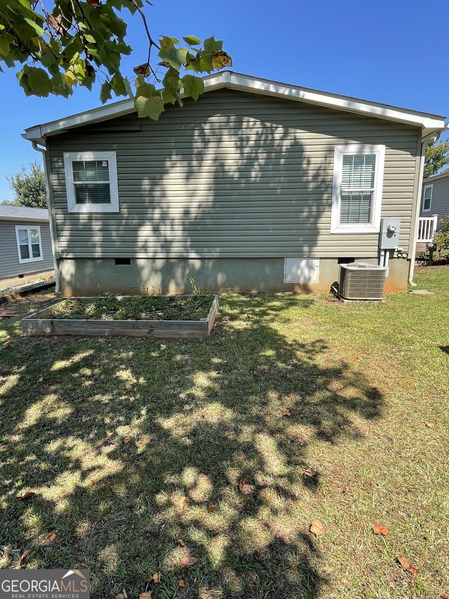 14 Redwood Circle Property Photo 8