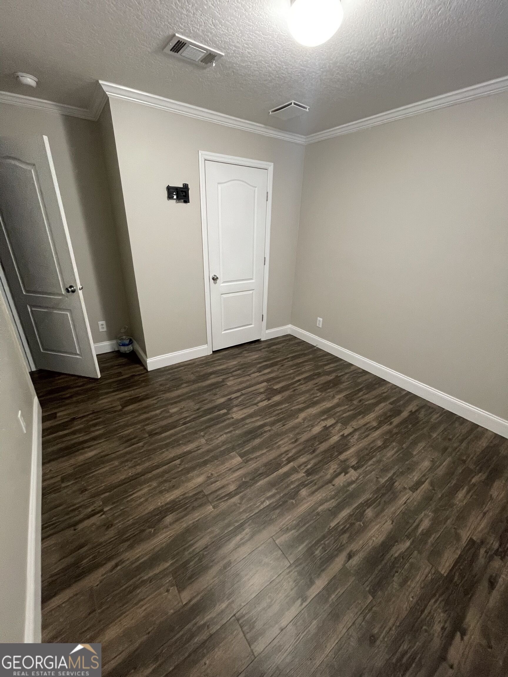 14 Redwood Circle Property Photo 24