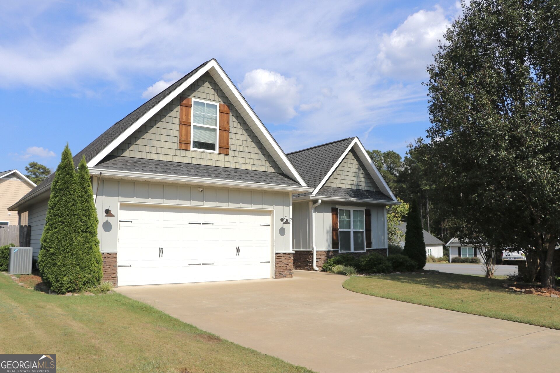 2 Keystone Lane Ne Property Photo 5