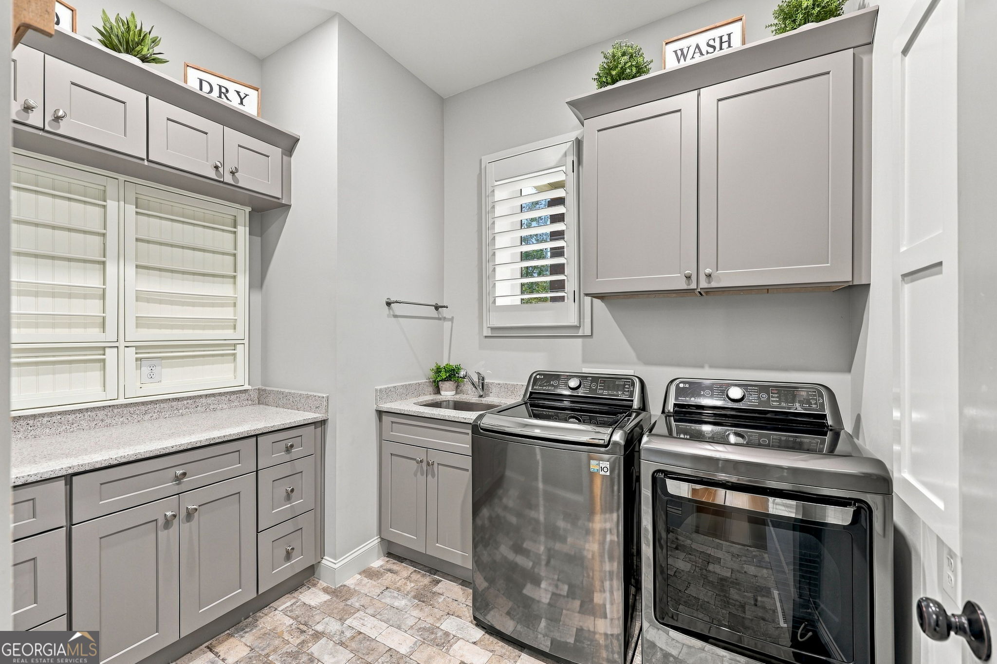 5628 Nags Head Circle Property Photo 35