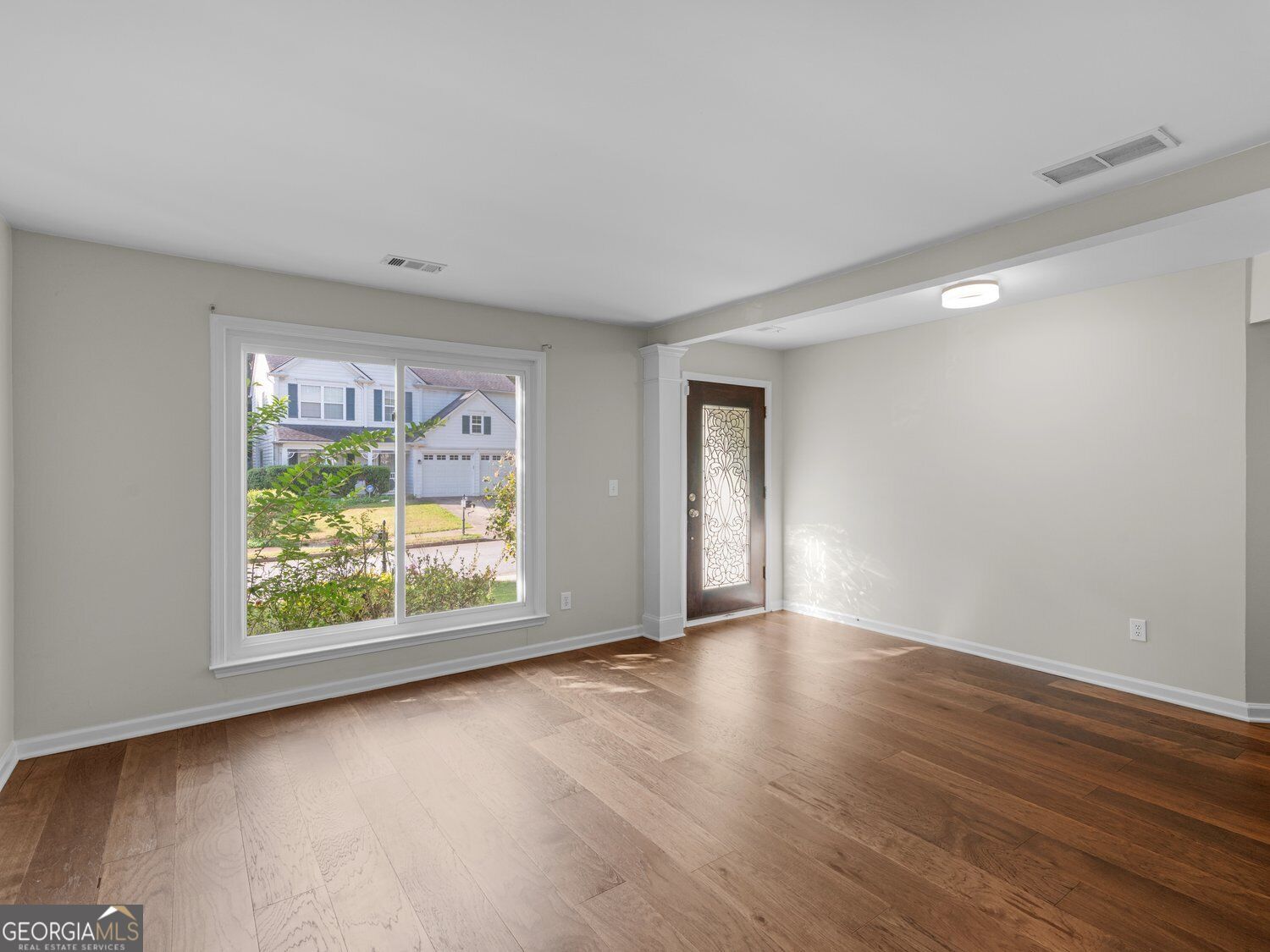 604 Lullingstone Drive Se Property Photo 8