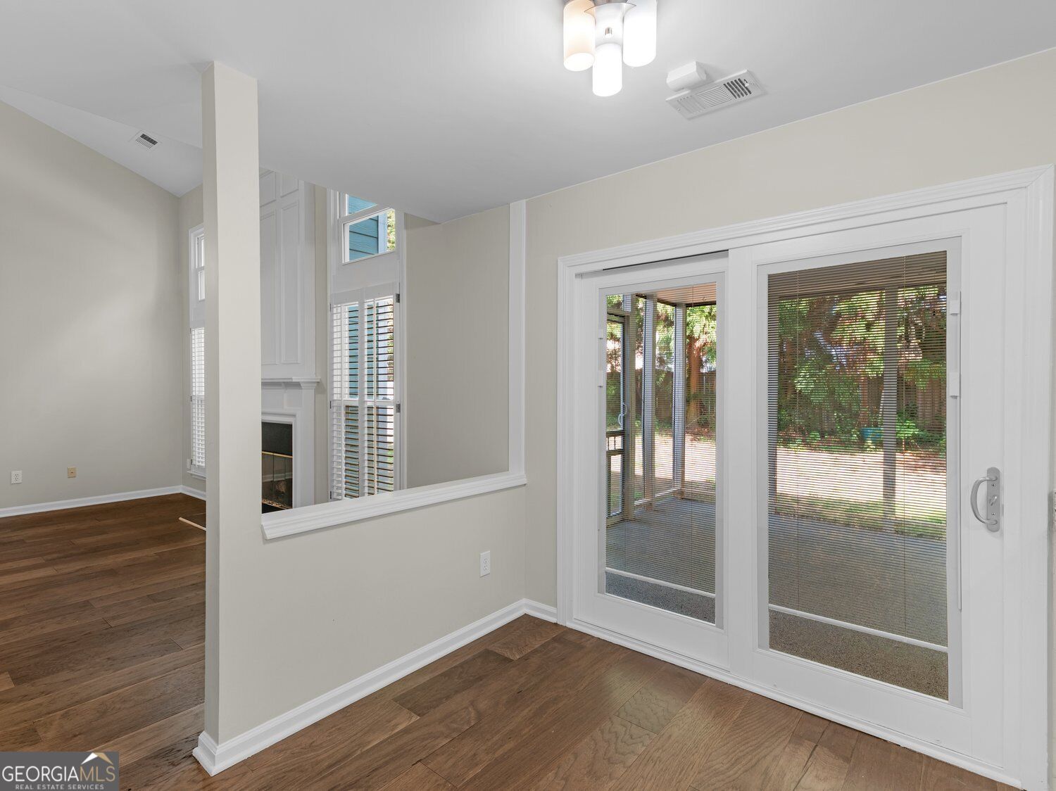 604 Lullingstone Drive Se Property Photo 20