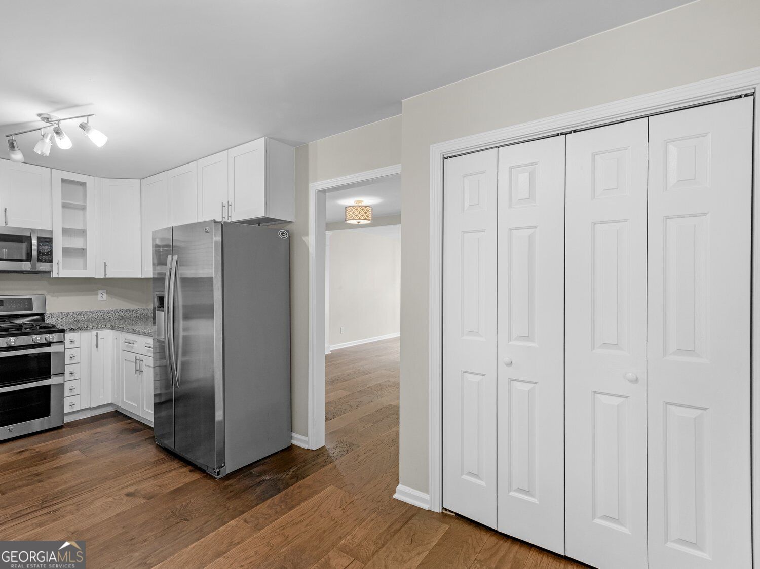604 Lullingstone Drive Se Property Photo 24