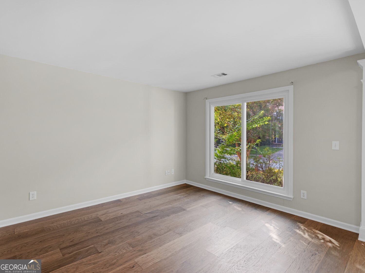 604 Lullingstone Drive Se Property Photo 39