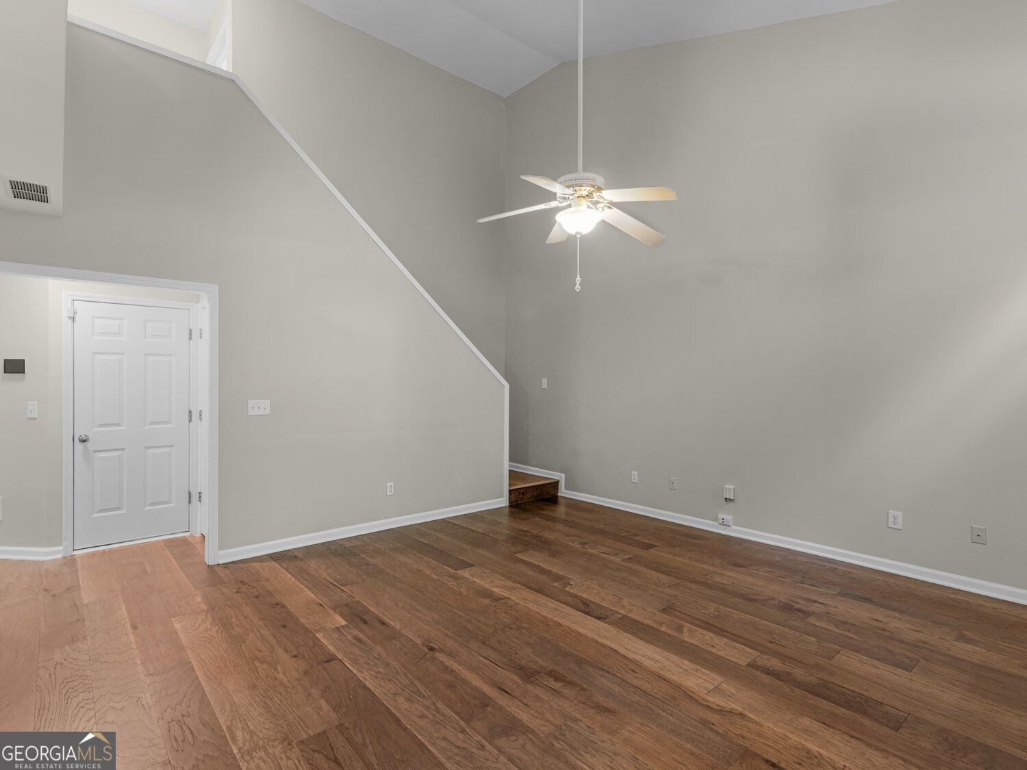 604 Lullingstone Drive Se Property Photo 40