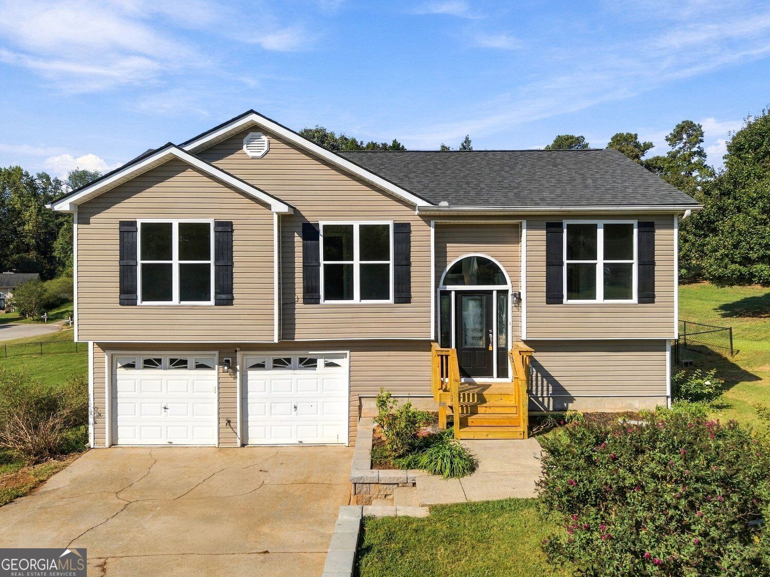 6035 Daffodil Drive