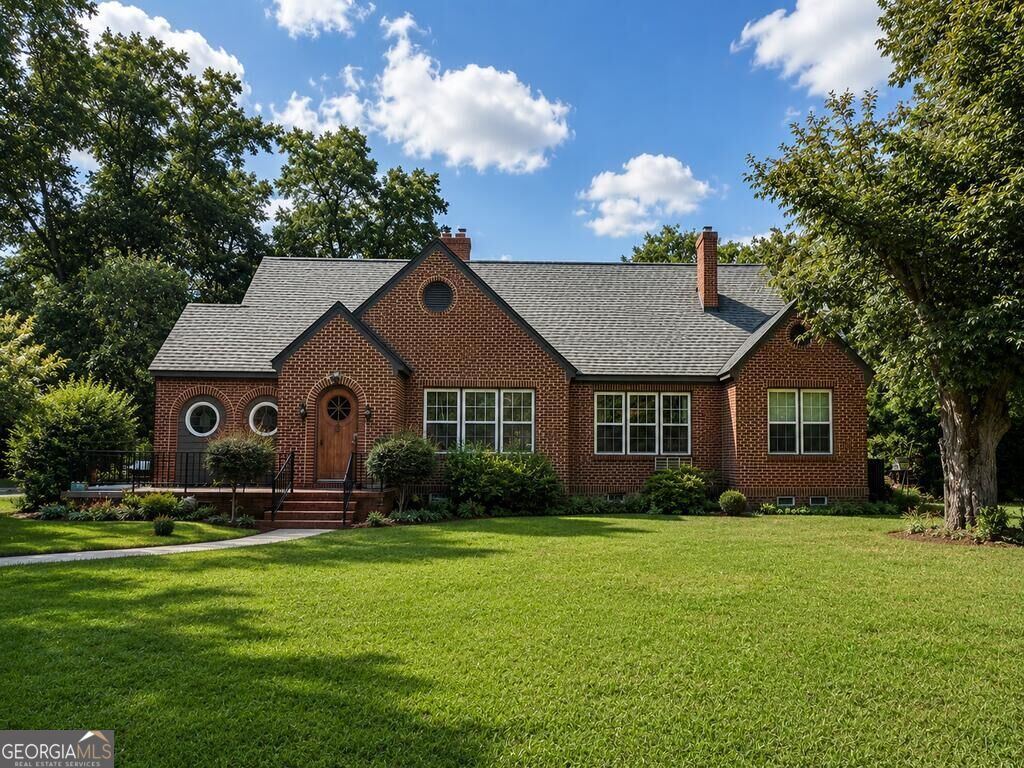 503 Hancock Street Property Photo 1
