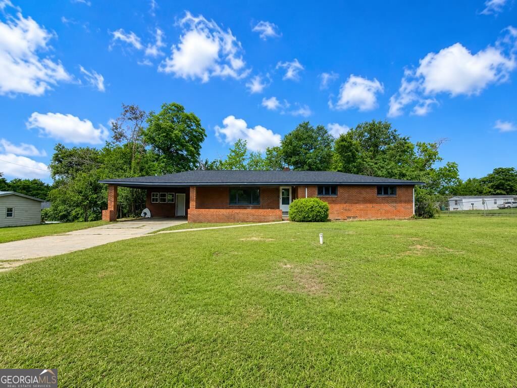 1604 S 11th Street Property Photo 1