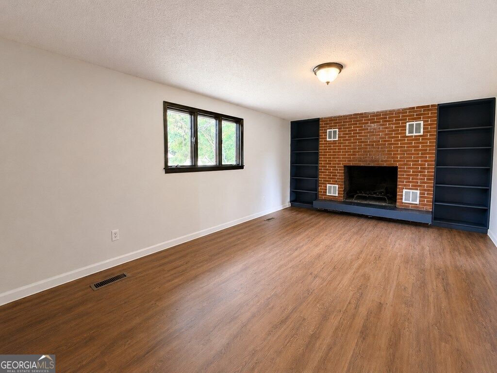 1604 S 11th Street Property Photo 9