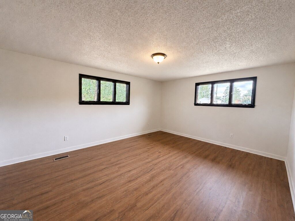 1604 S 11th Street Property Photo 13