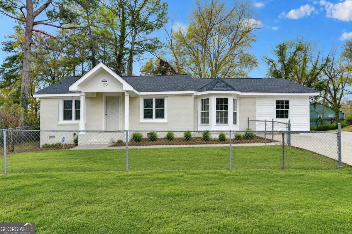 574 Glendale Road Property Photo 1