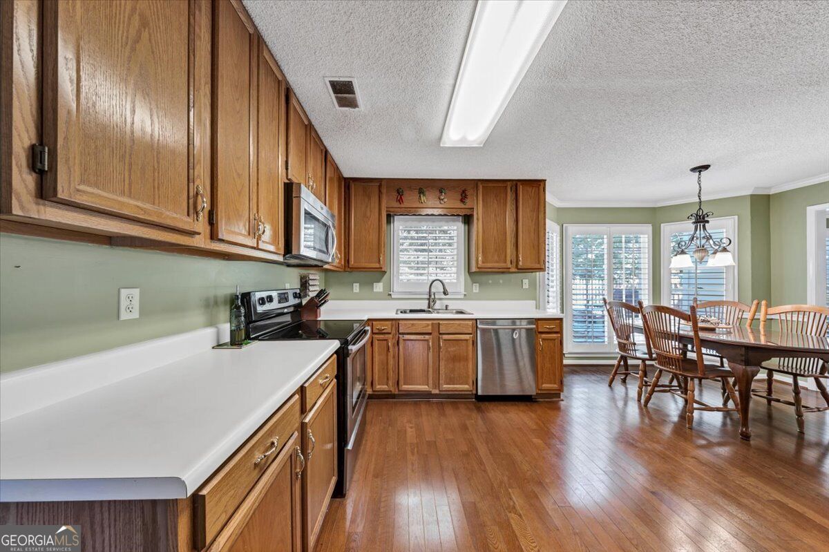 3012 Tallowood Drive Nw Property Photo 13