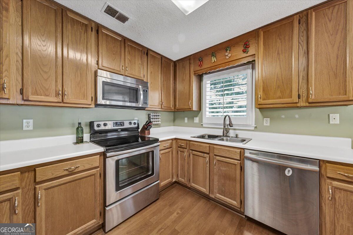 3012 Tallowood Drive Nw Property Photo 14