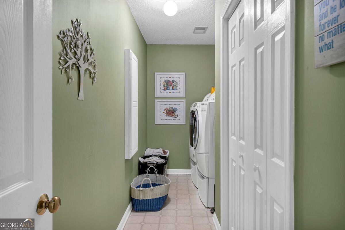 3012 Tallowood Drive Nw Property Photo 38