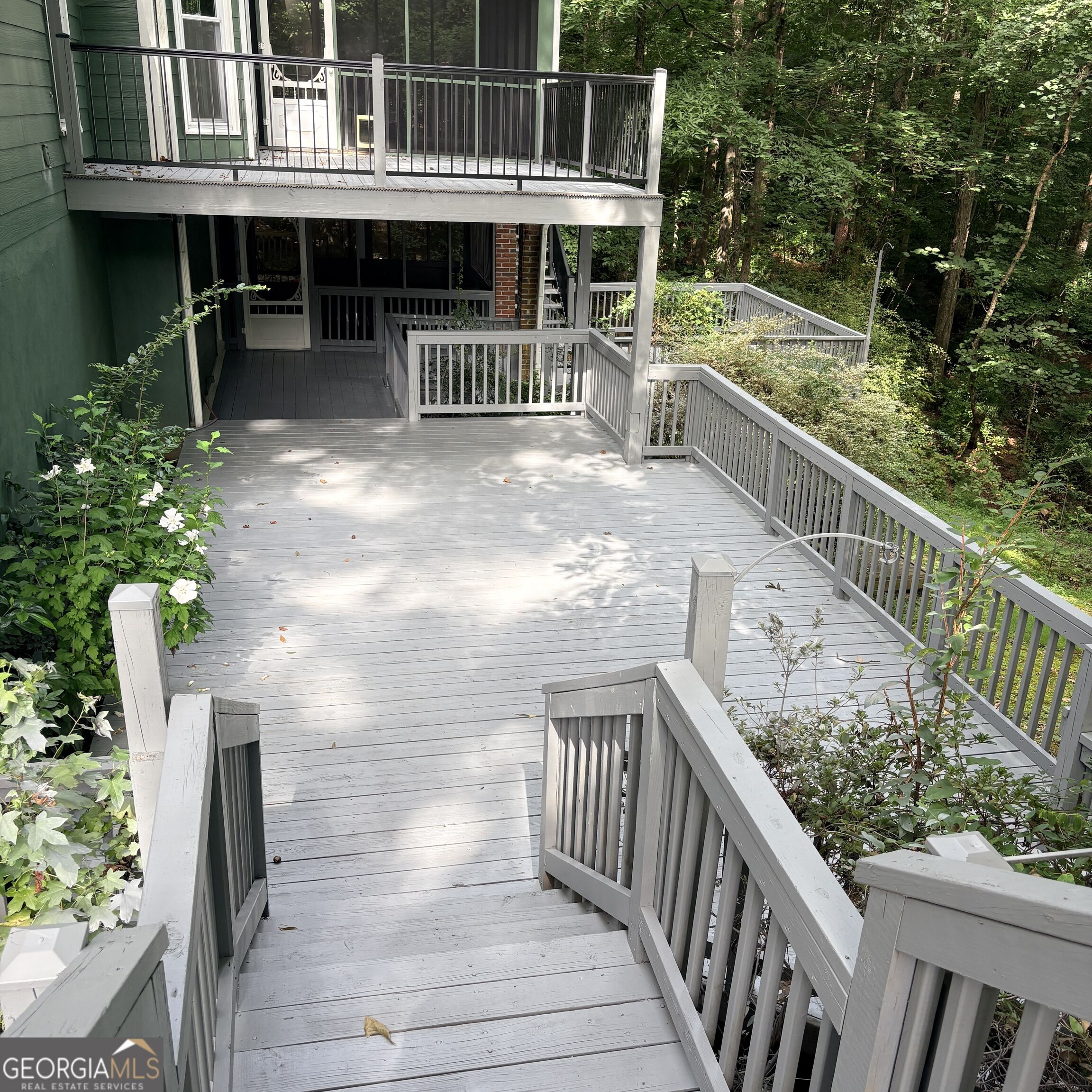214 Highland Trail Property Photo 18