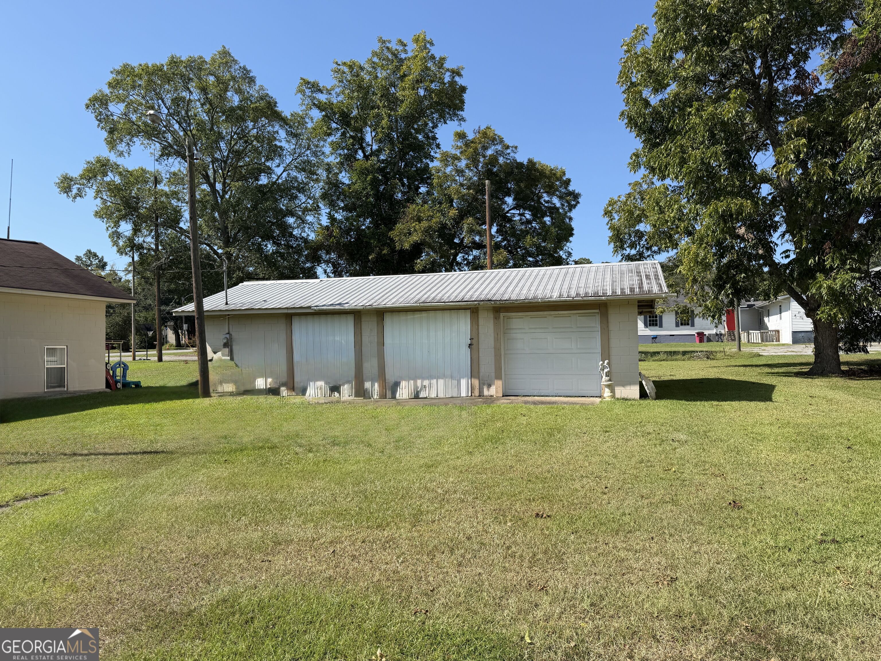 5521 Anson Avenue Property Photo 6