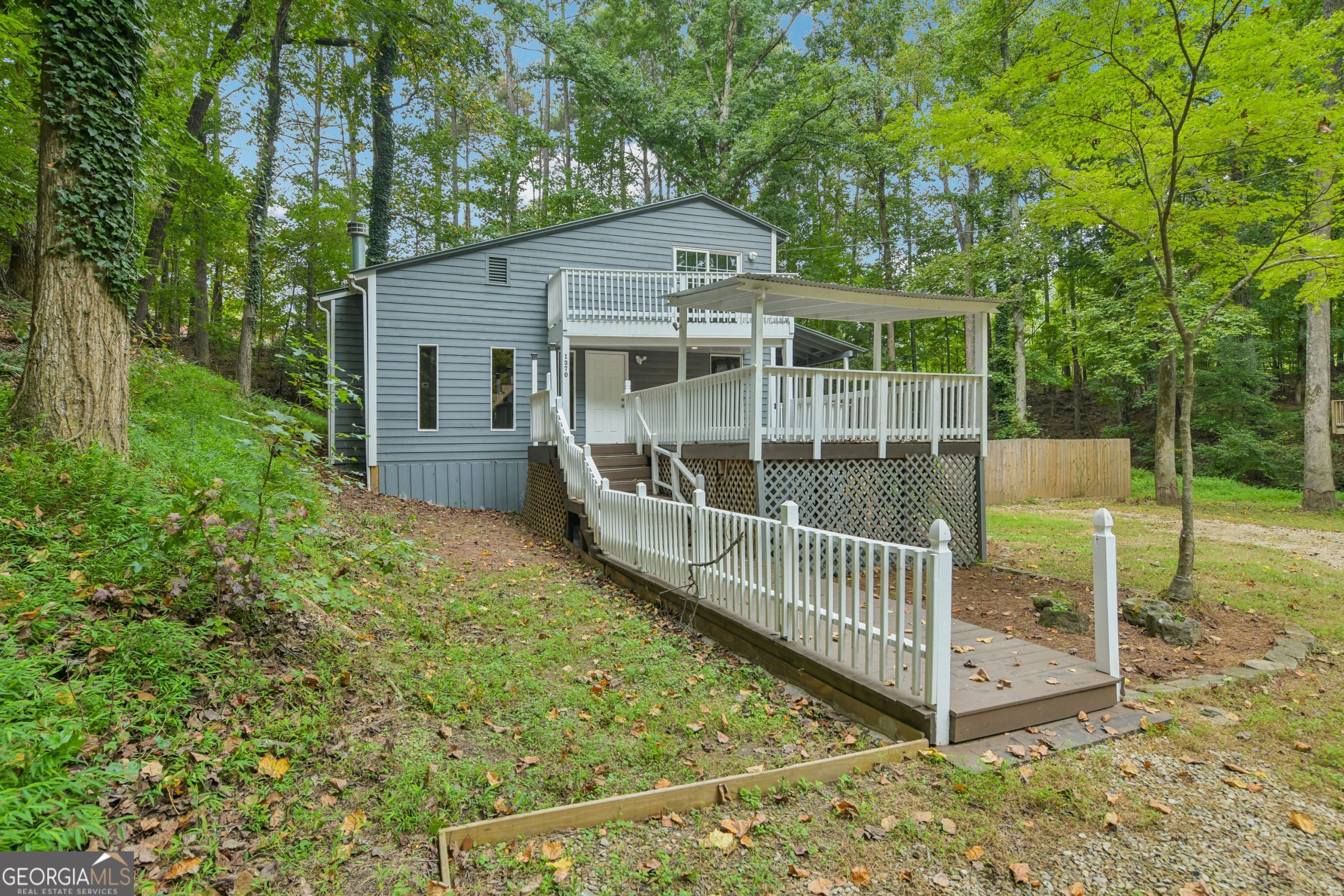 1370 Eaglecreek Trail Property Photo 1