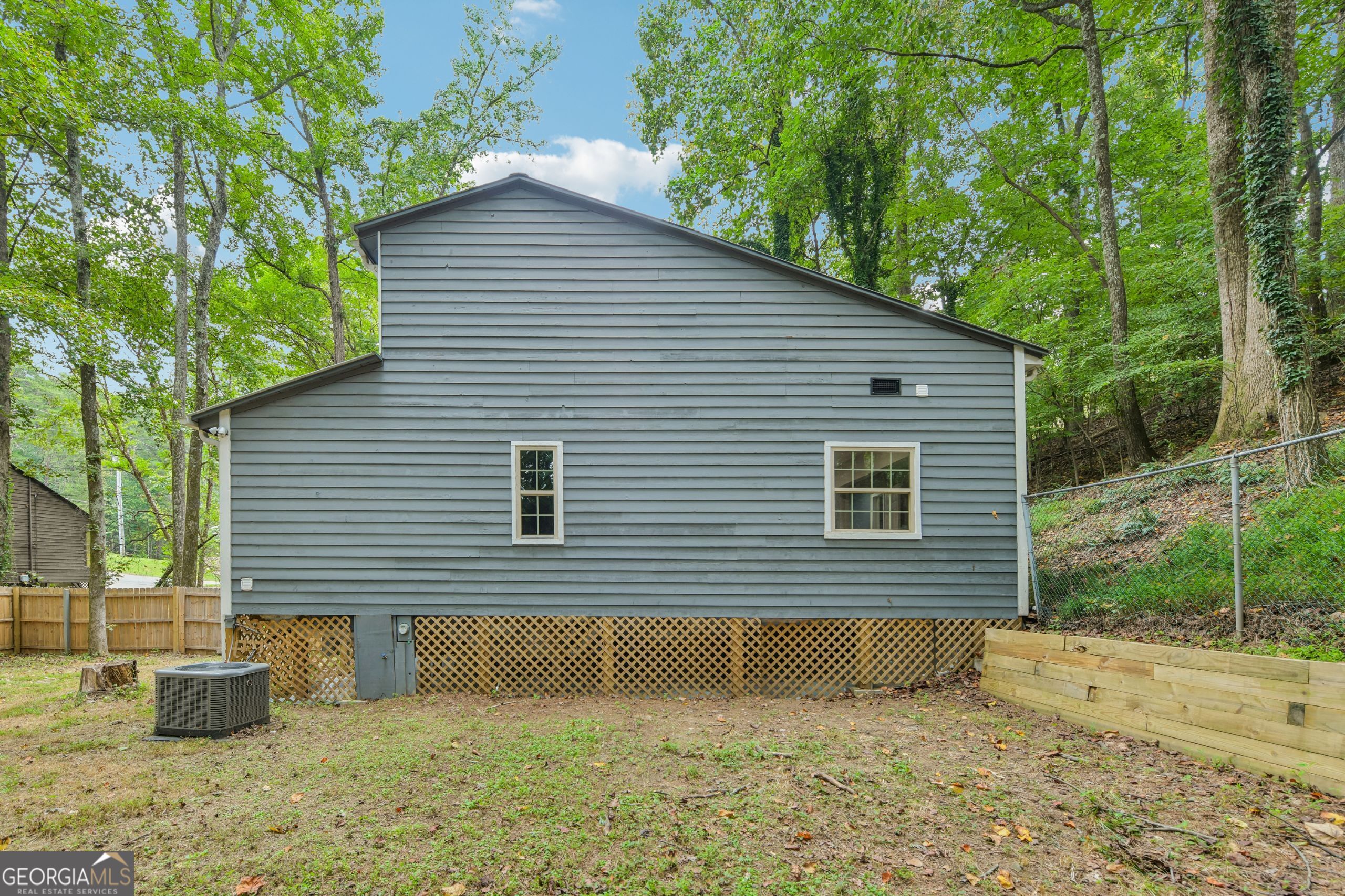 1370 Eaglecreek Trail Property Photo 5