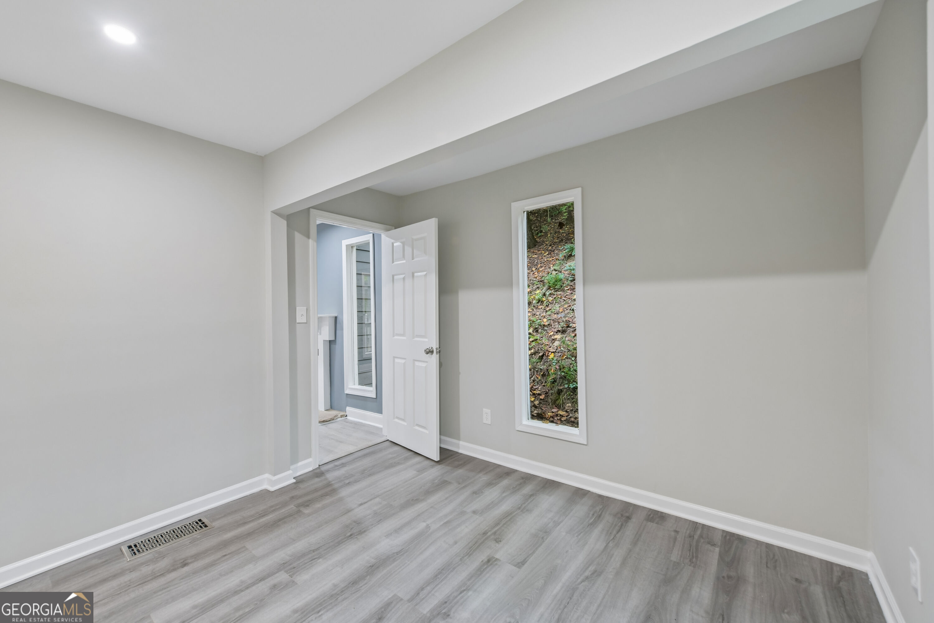 1370 Eaglecreek Trail Property Photo 12