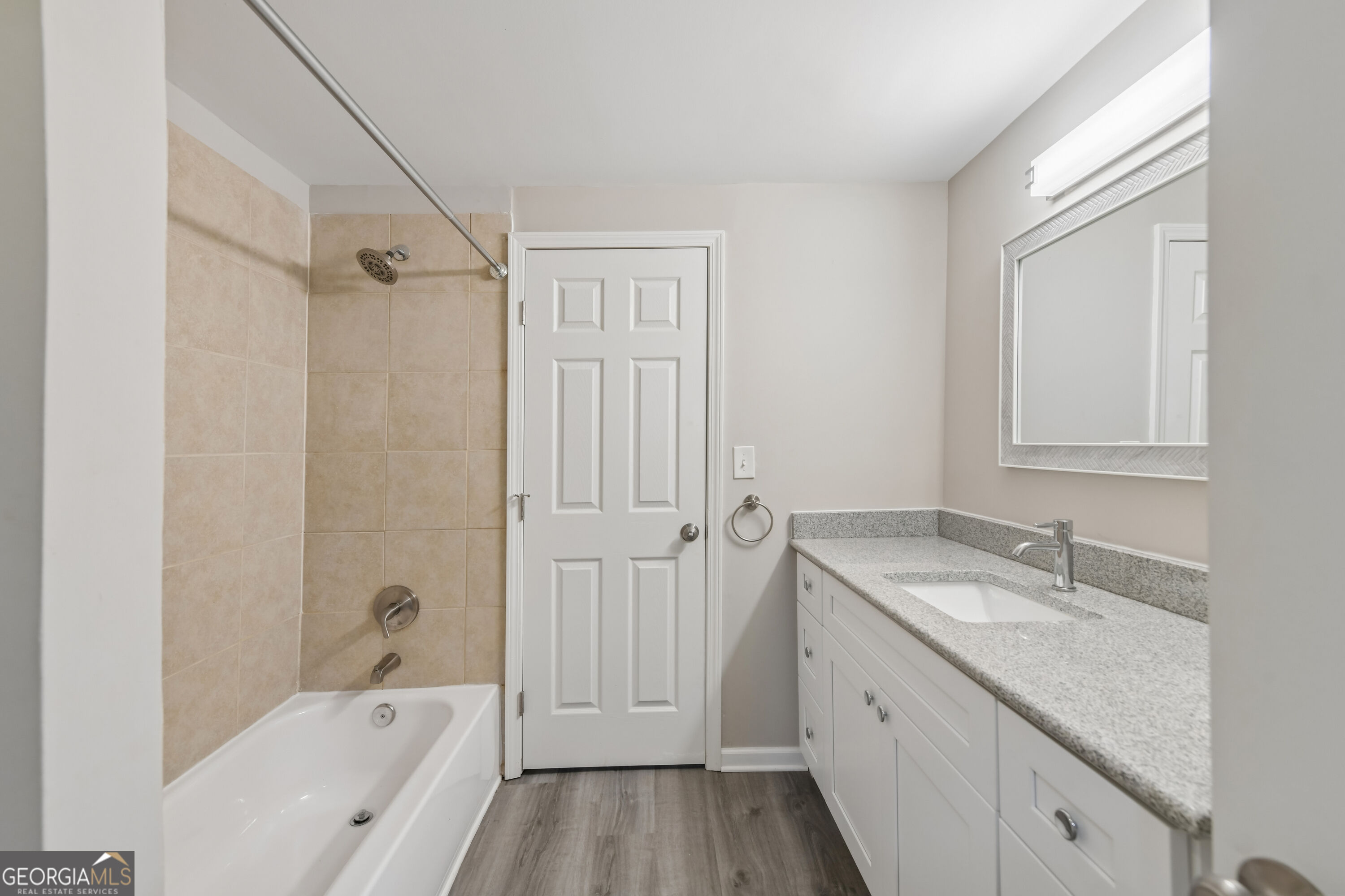 1370 Eaglecreek Trail Property Photo 15