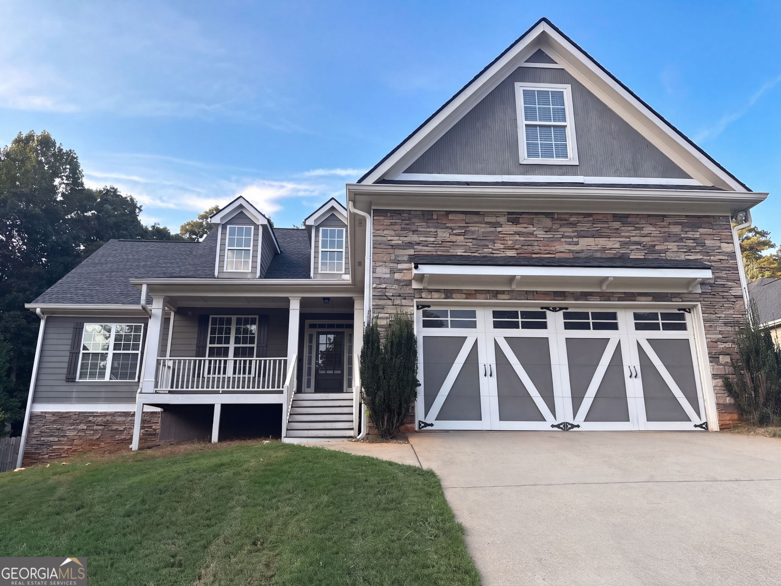 8230 Mossybrook Lane Property Photo 1