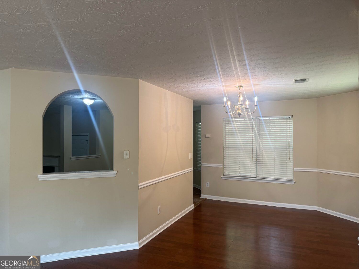 3229 Diamond Bluff Property Photo 4