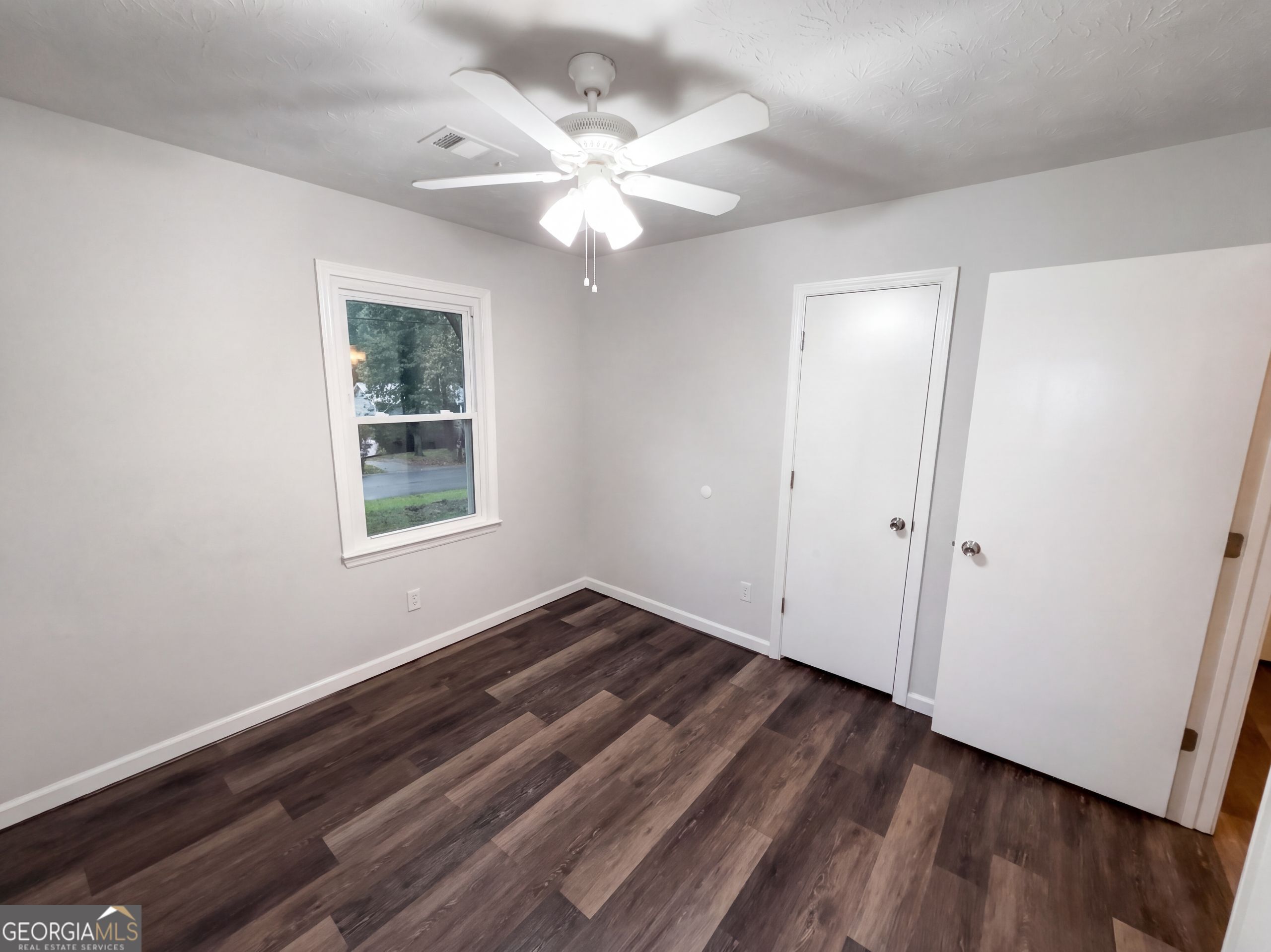204 Arbor Way Property Photo 9