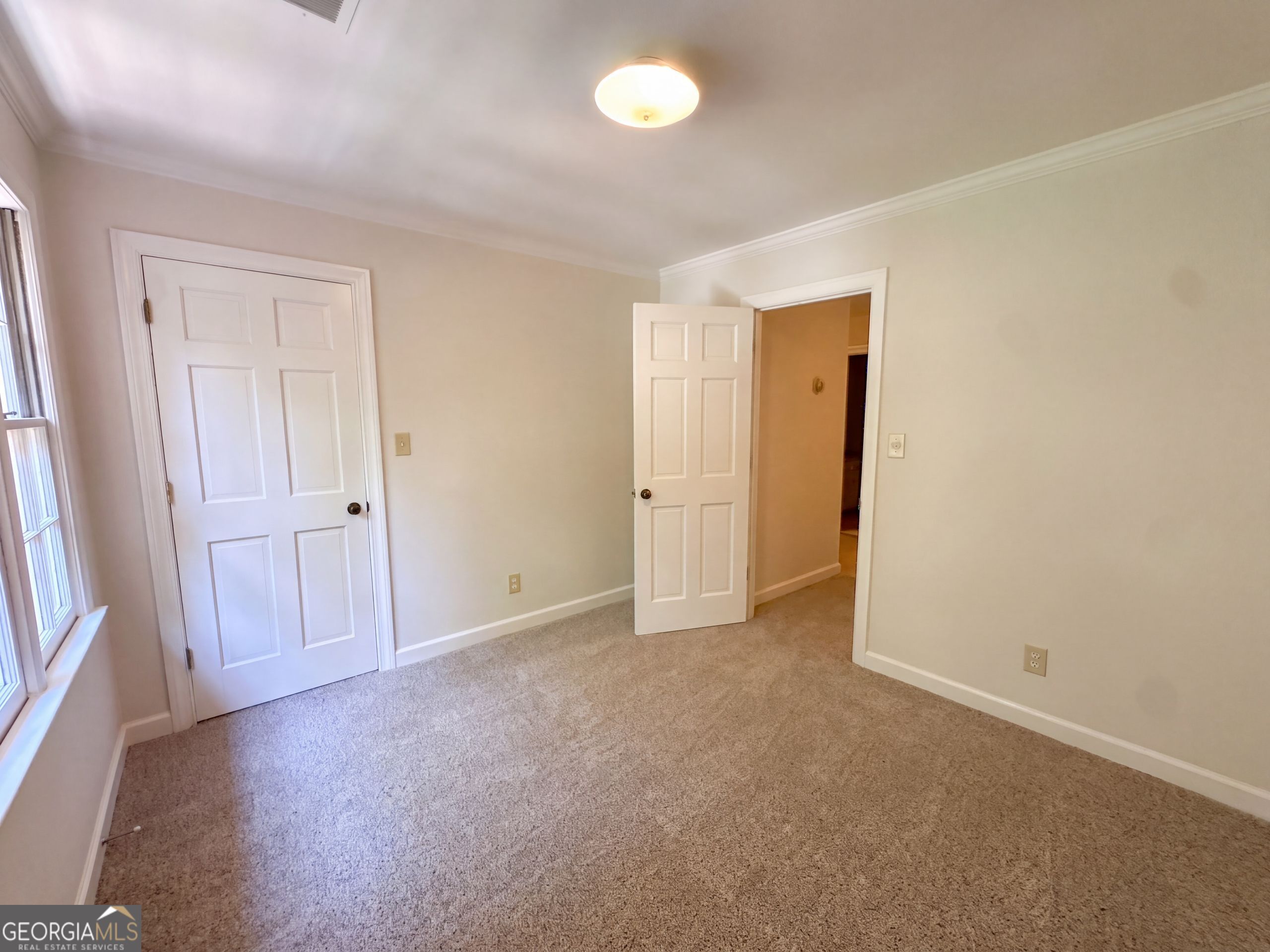 305 Old Tree Trc Property Photo 19
