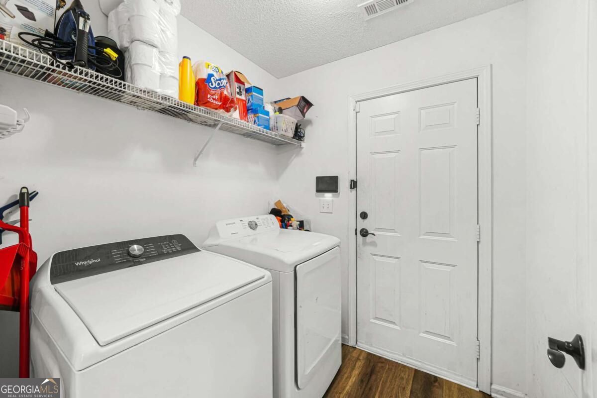 1347 Vine Circle Property Photo 33