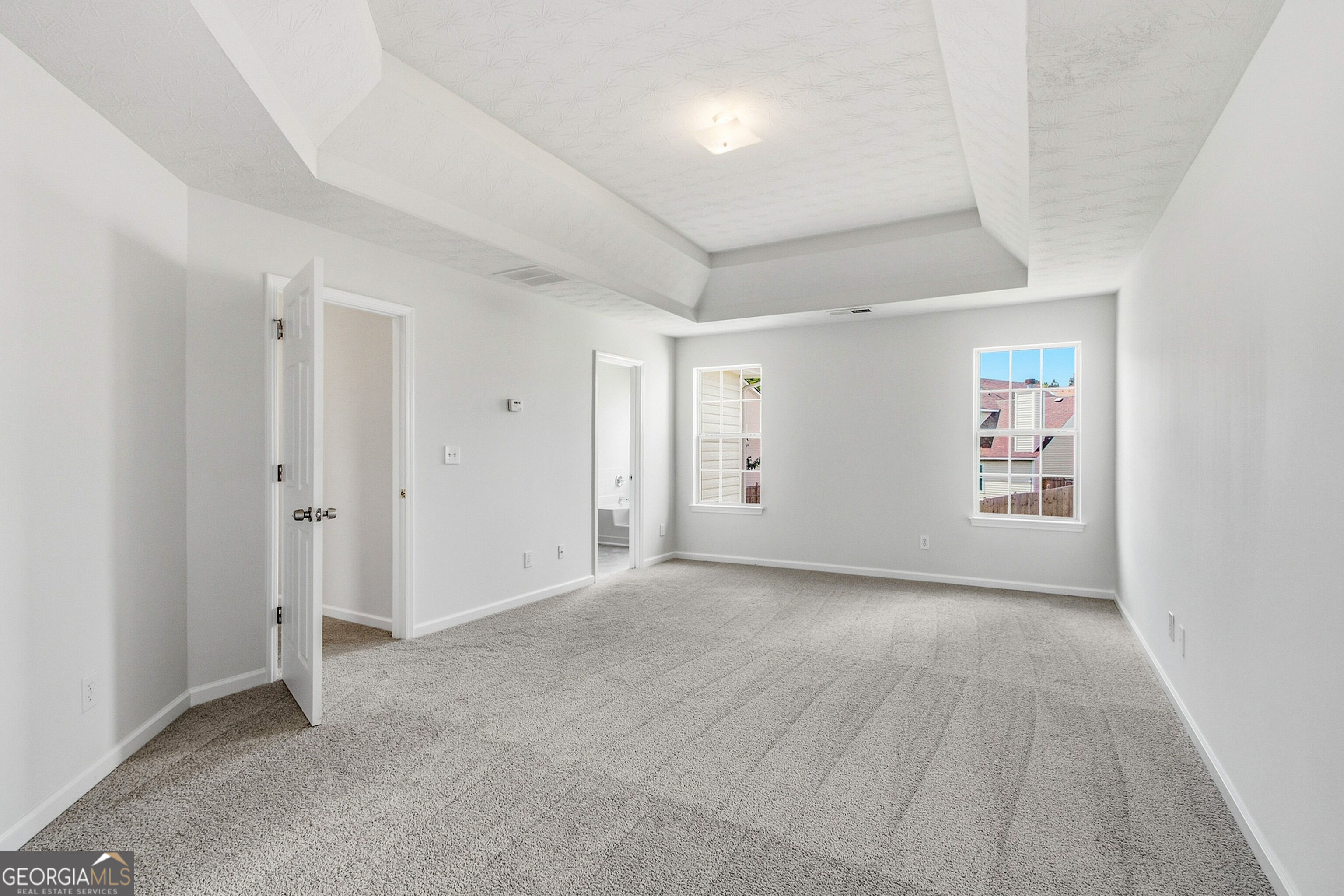 2571 N Hill Parkway Property Photo 15