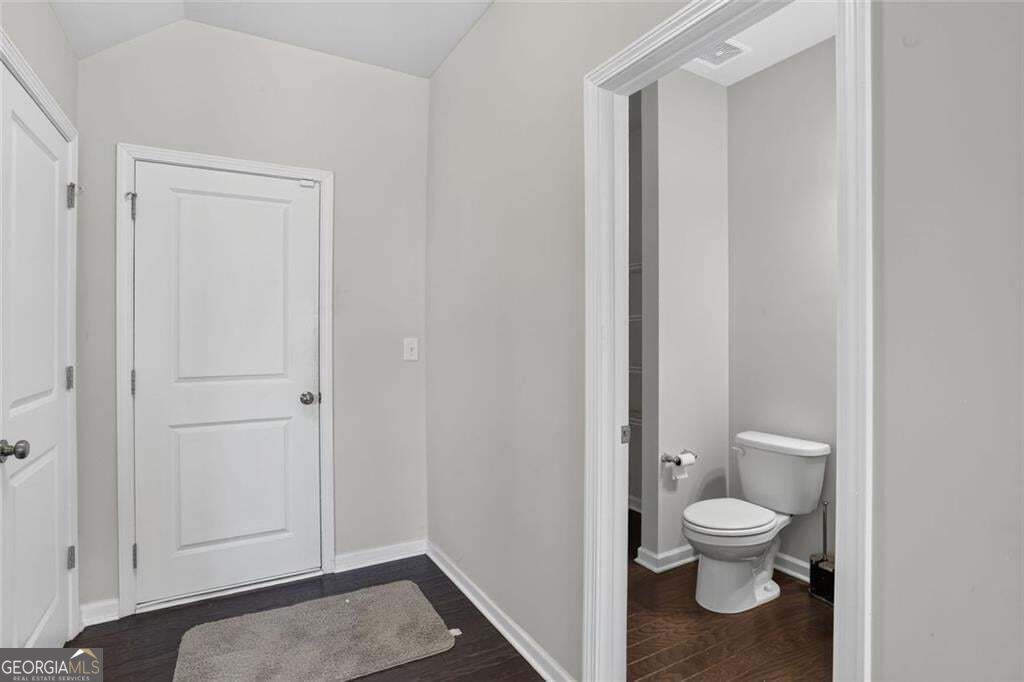 616 Blue Ash Court Property Photo 18