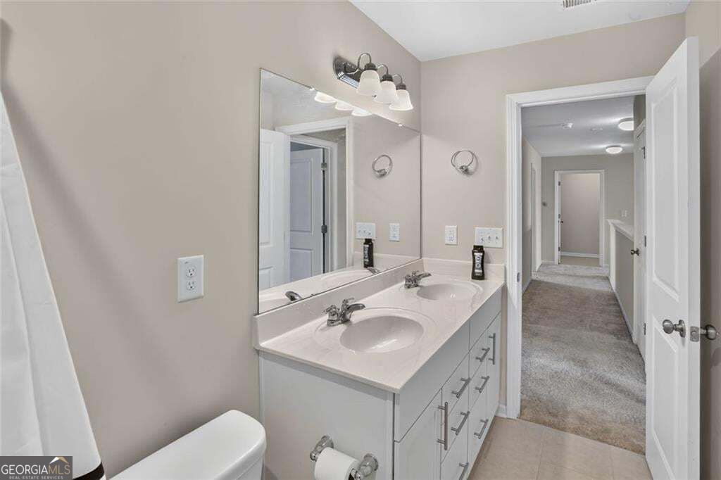 616 Blue Ash Court Property Photo 28
