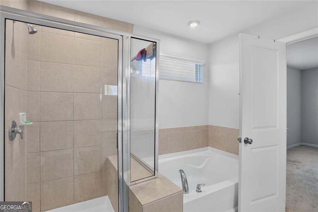 616 Blue Ash Court Property Photo 33