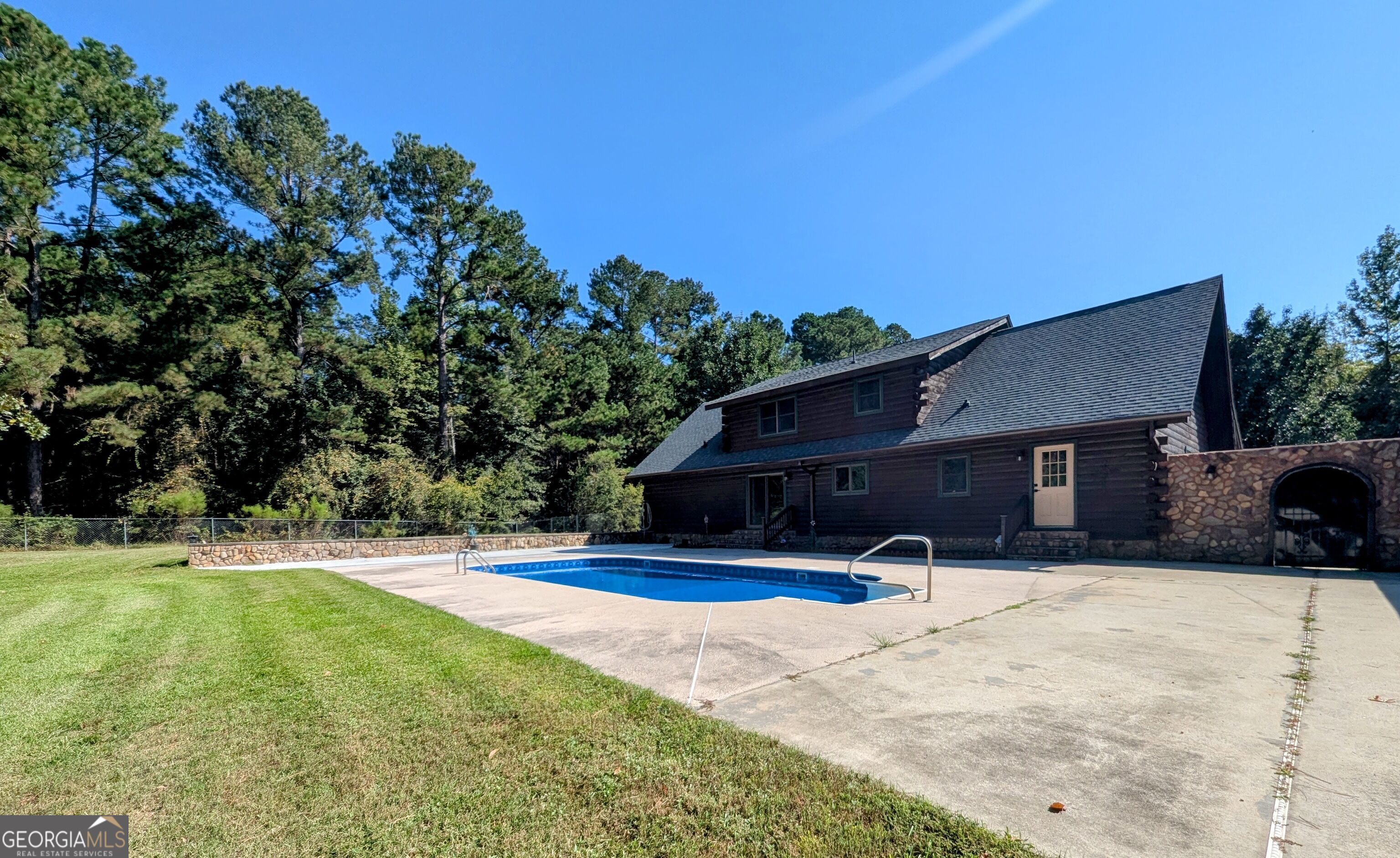 817 Lakeview Road Property Photo 33