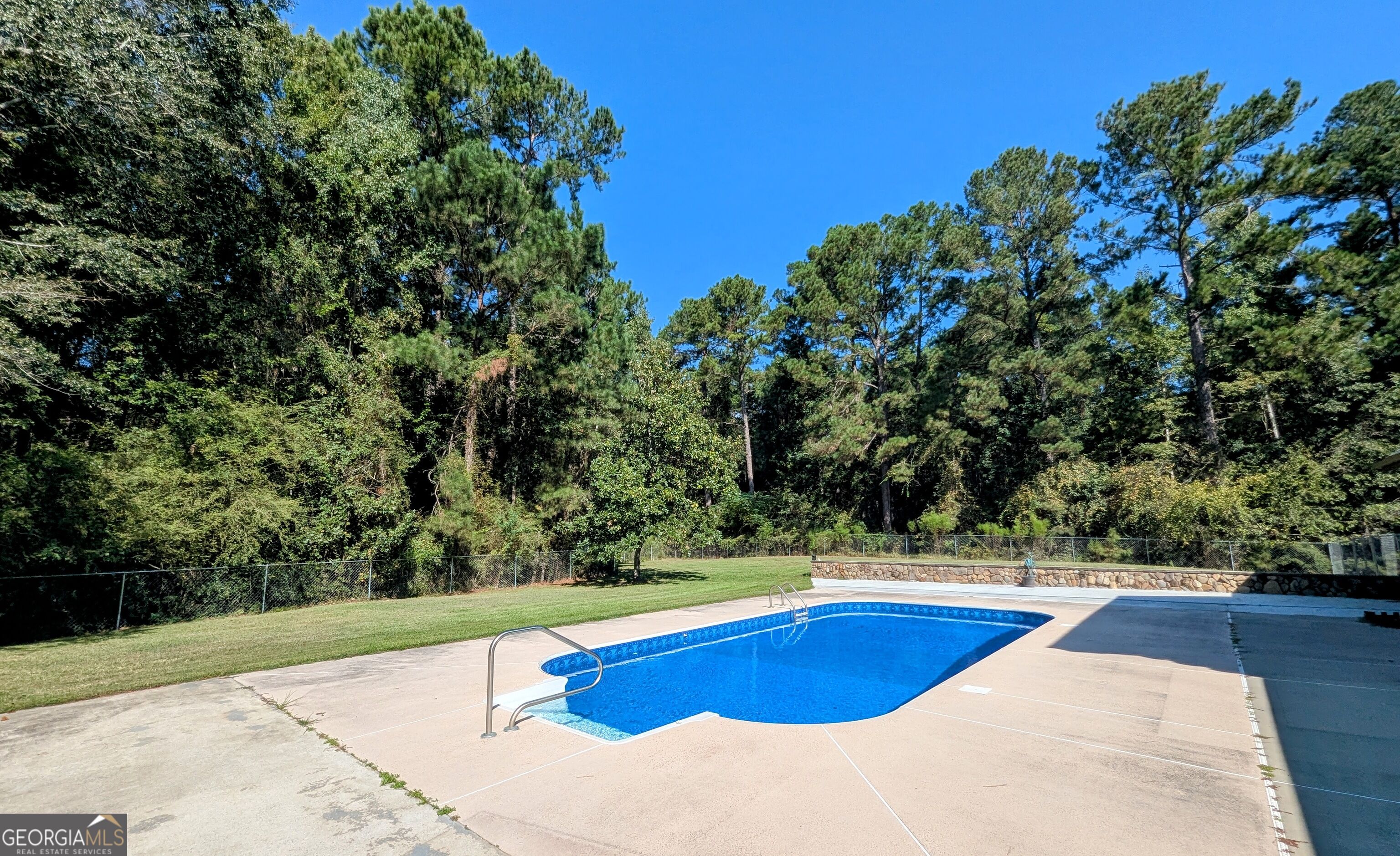 817 Lakeview Road Property Photo 34