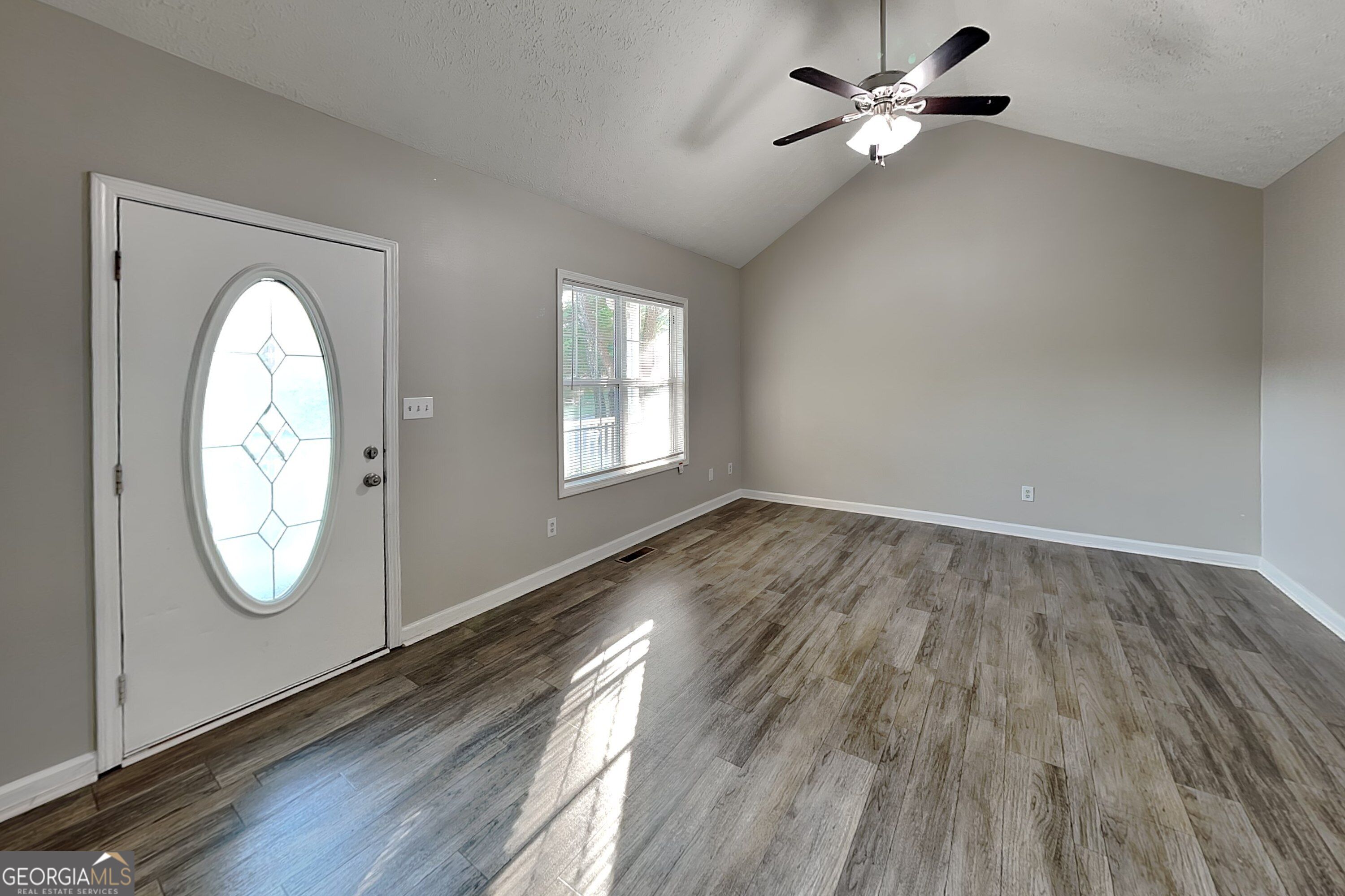 105 Copper Mine Lane Property Photo 2