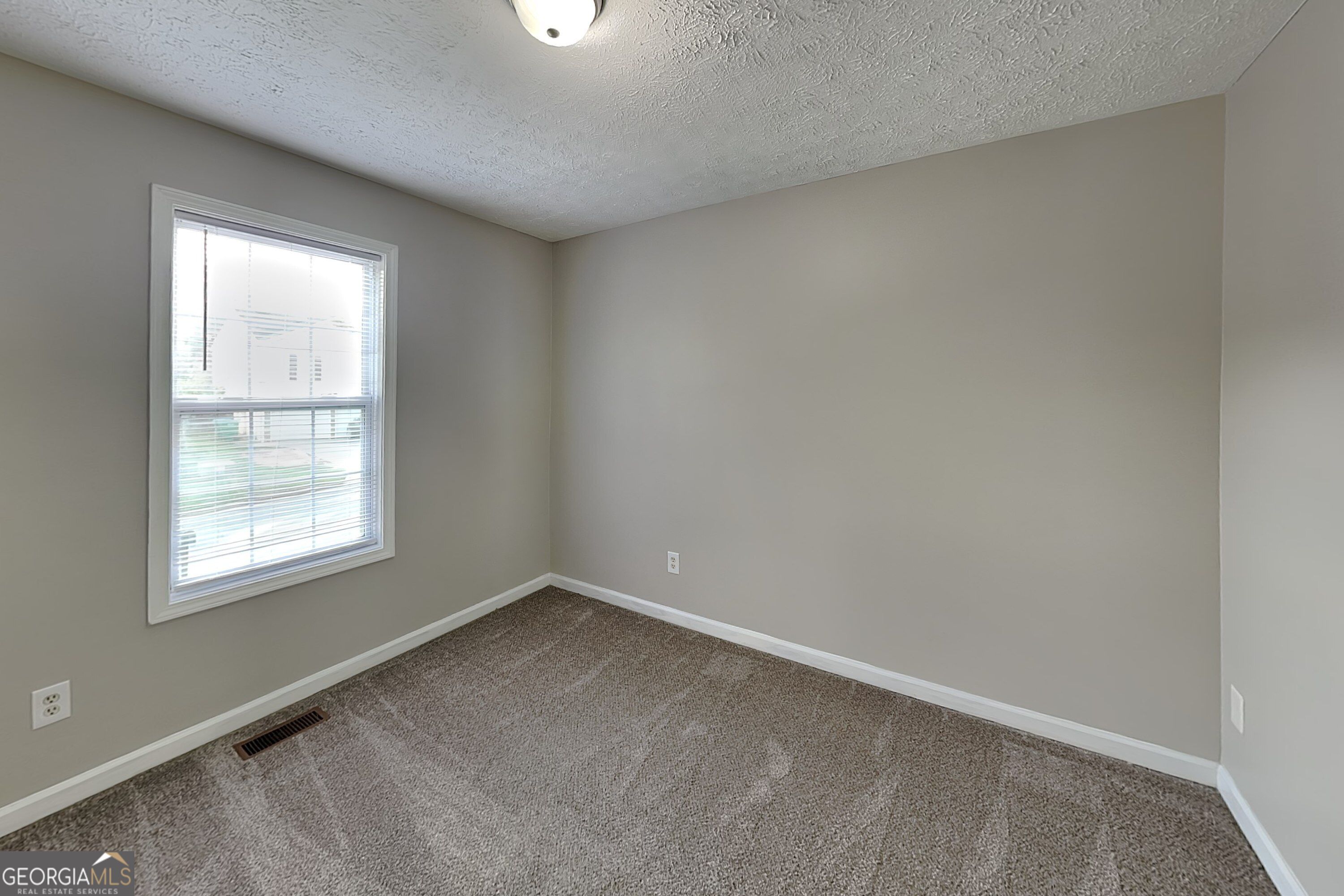 105 Copper Mine Lane Property Photo 9