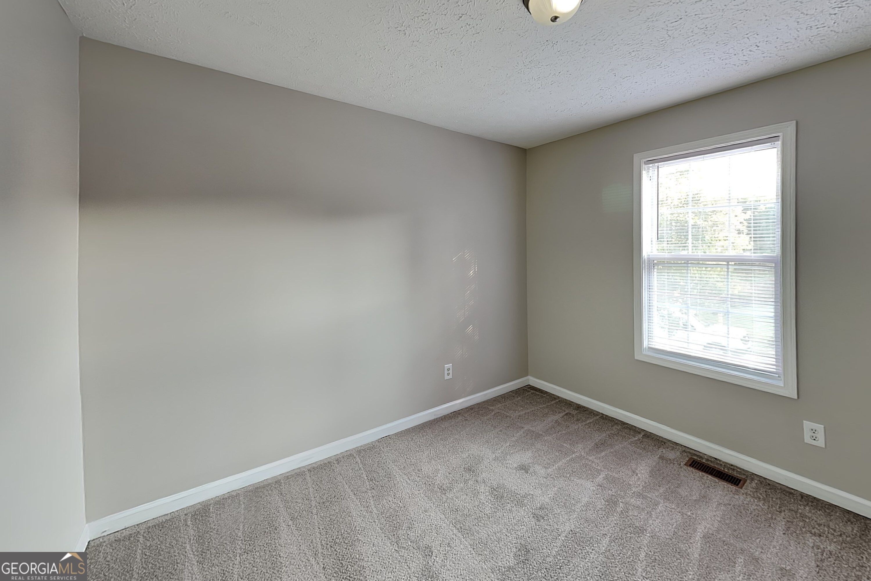 105 Copper Mine Lane Property Photo 12