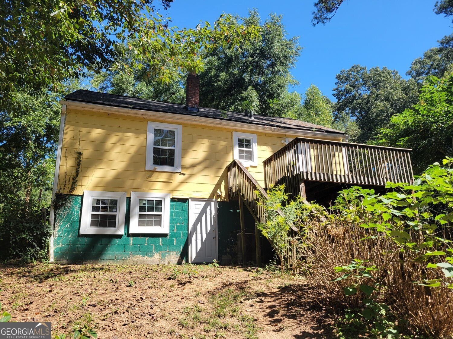 2042 Arlington Circle Nw Property Photo 4