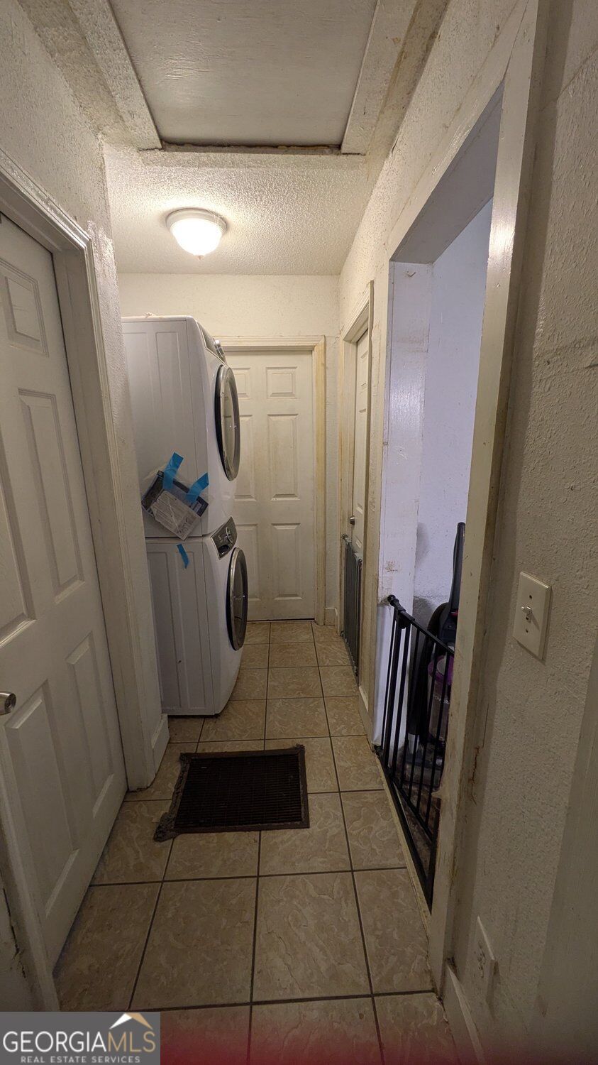2042 Arlington Circle Nw Property Photo 15