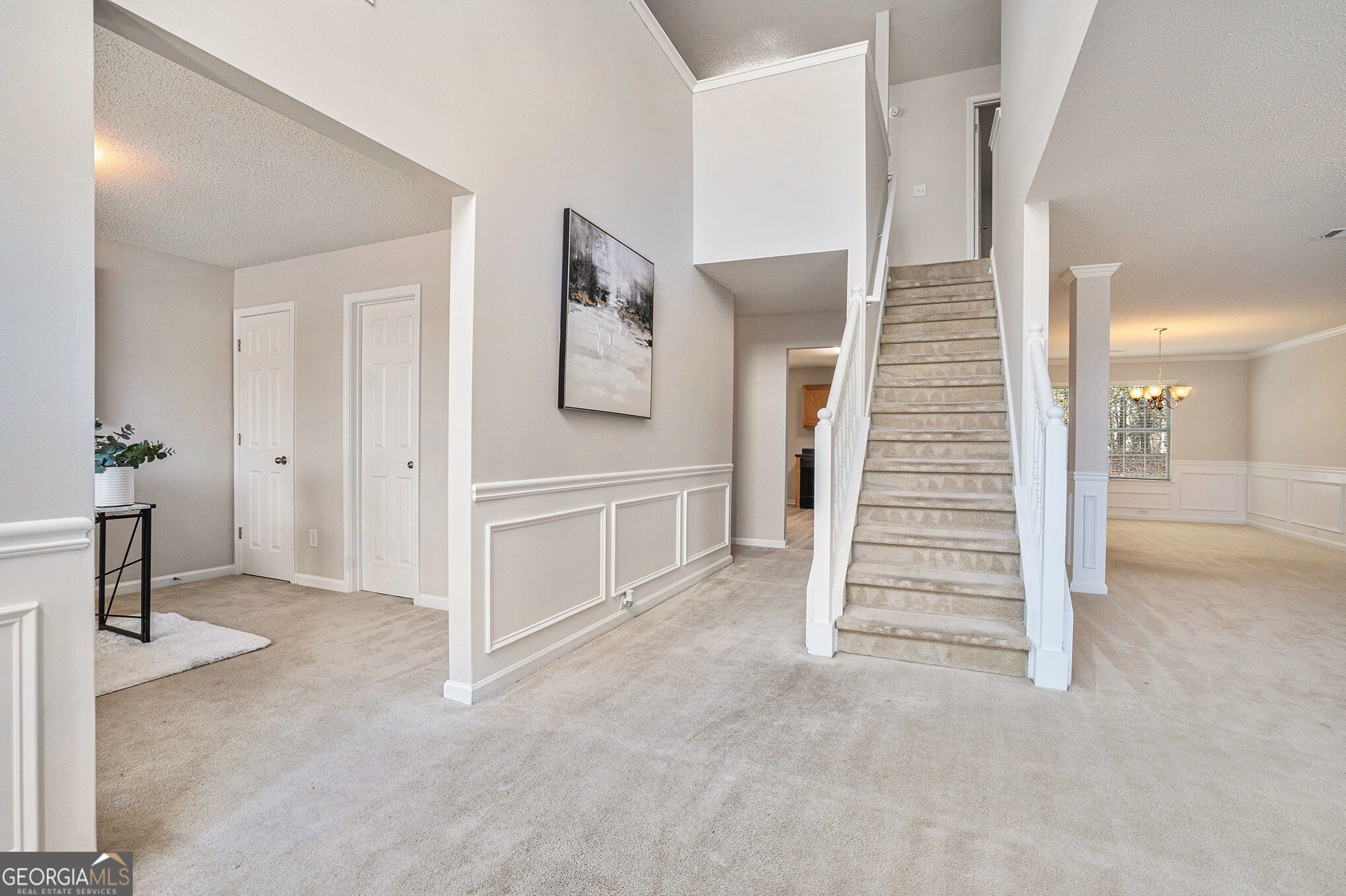 1492 Saint George Place Property Photo 3
